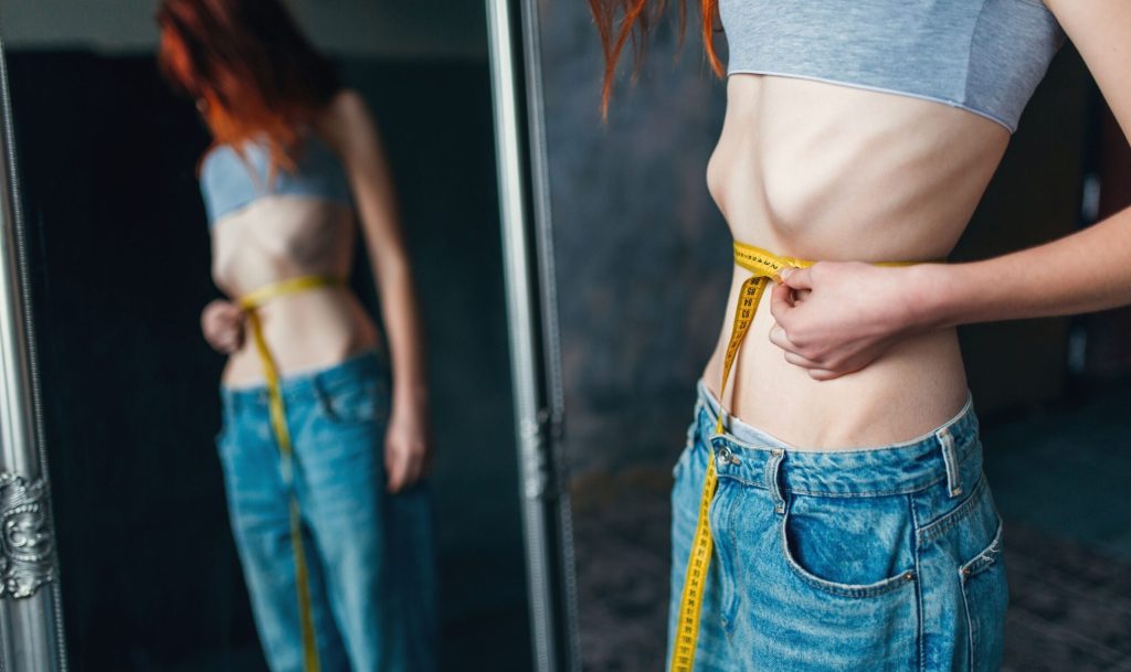Immagine Corporea tra Realtà e Percezione - Anoressia e bulimia